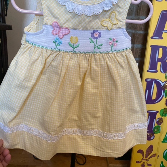 New with tags B T Kids 3 piece smocked Dress set size 6-9 months - Picture 13 of 13